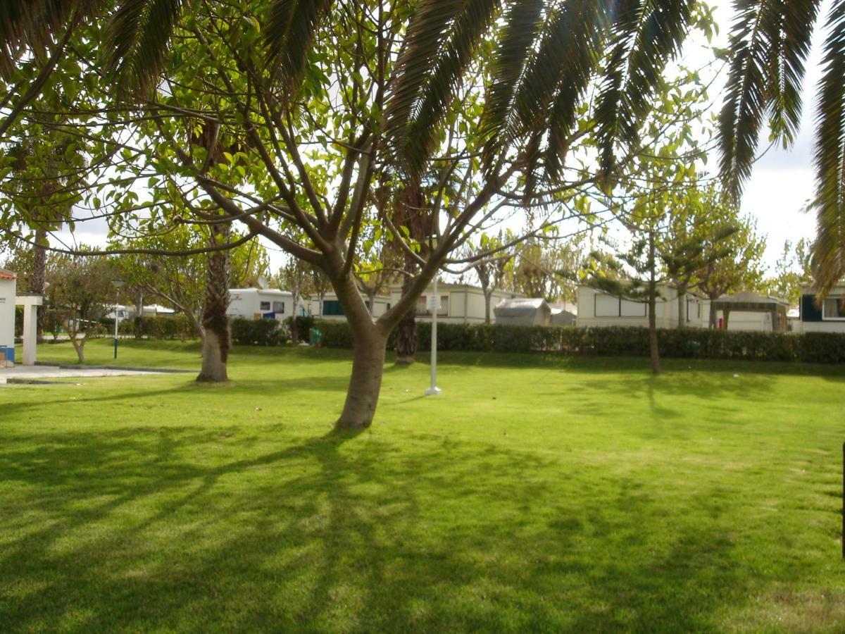 Parque Campismo Porto Covo Hotel Buitenkant foto
